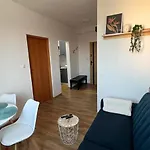Lägenhet Apartmentsbymatyrafa-ix